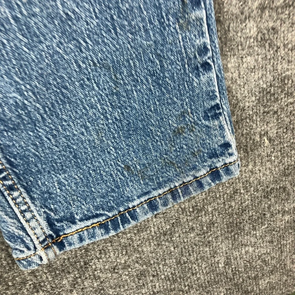 Levi's 505‎ Jeans Mens W36 L30 Straight Fit Light Wash Distressed Denim Pants